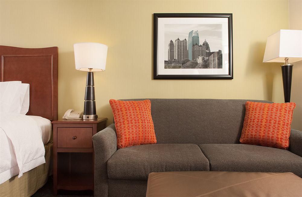 Hampton Inn Atlanta-North Druid Hills Εξωτερικό φωτογραφία