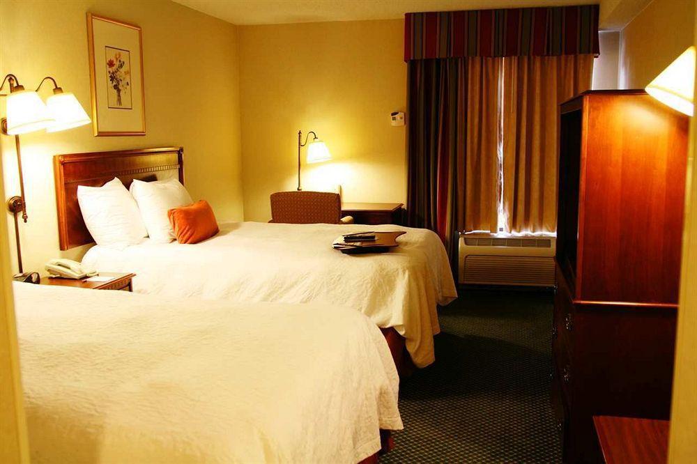 Hampton Inn Atlanta-North Druid Hills Δωμάτιο φωτογραφία