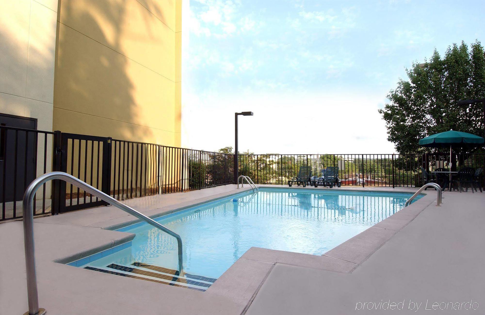 Hampton Inn Atlanta-North Druid Hills Ανέσεις φωτογραφία